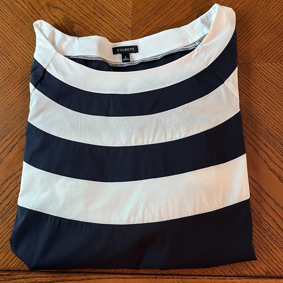 Classic Talbots Navy and White Blouse - Picture 8 of 8